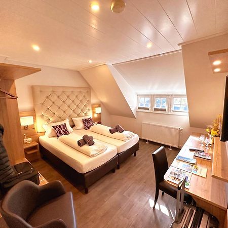 Hotel Am Markt باشاراش المظهر الخارجي الصورة