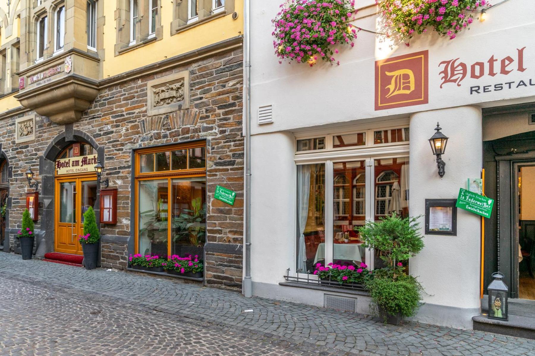 Hotel Am Markt باشاراش المظهر الخارجي الصورة