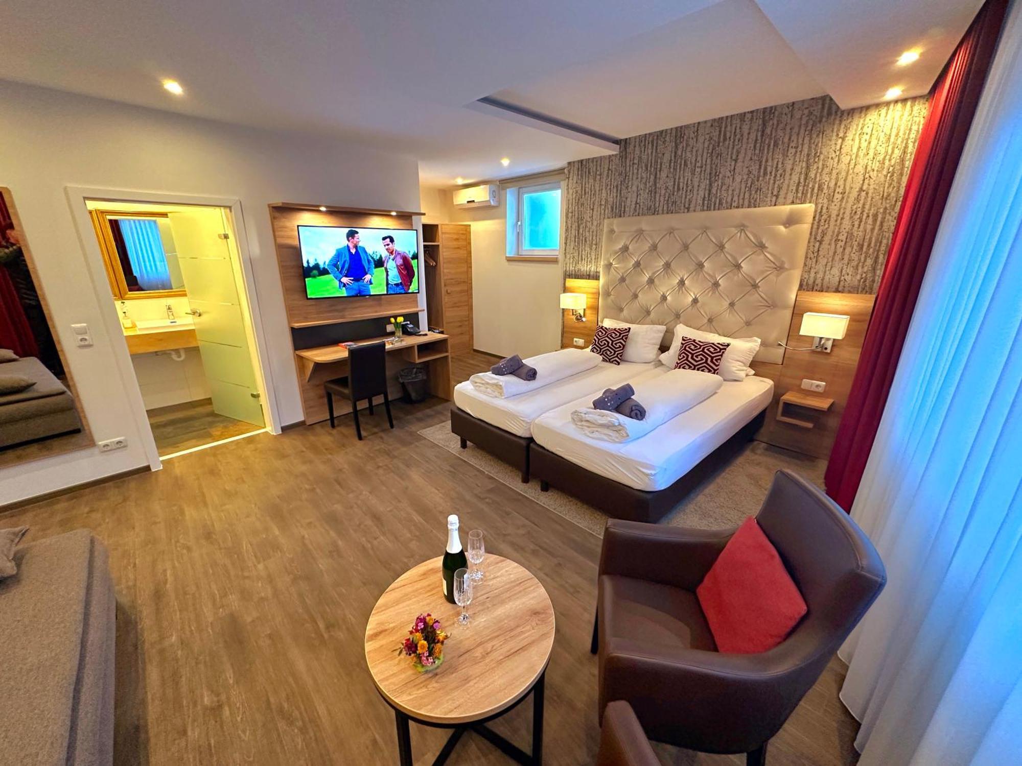 Hotel Am Markt باشاراش المظهر الخارجي الصورة